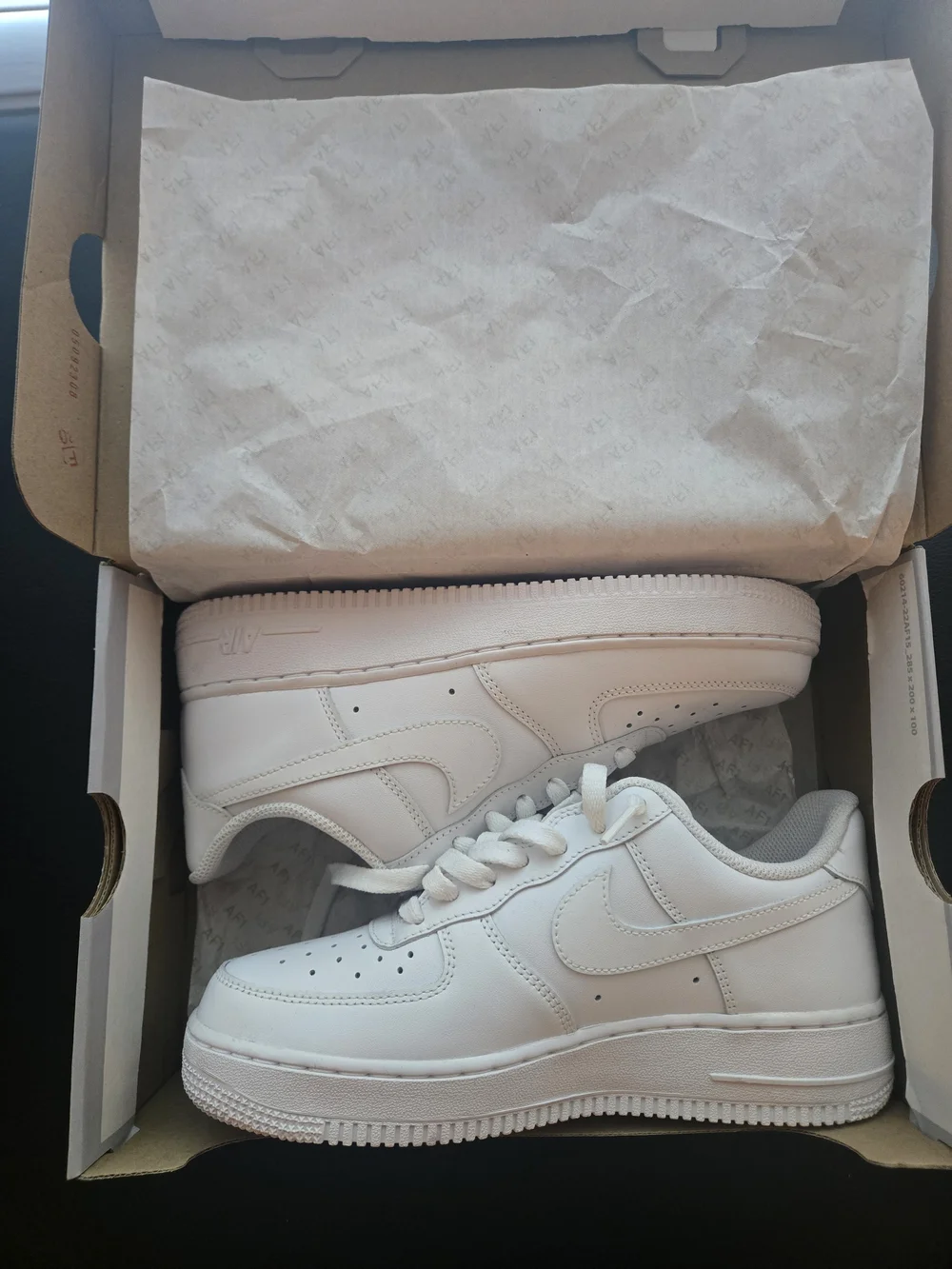 New Nike Air Force 1 '07 Men's Shoes- Size 6
